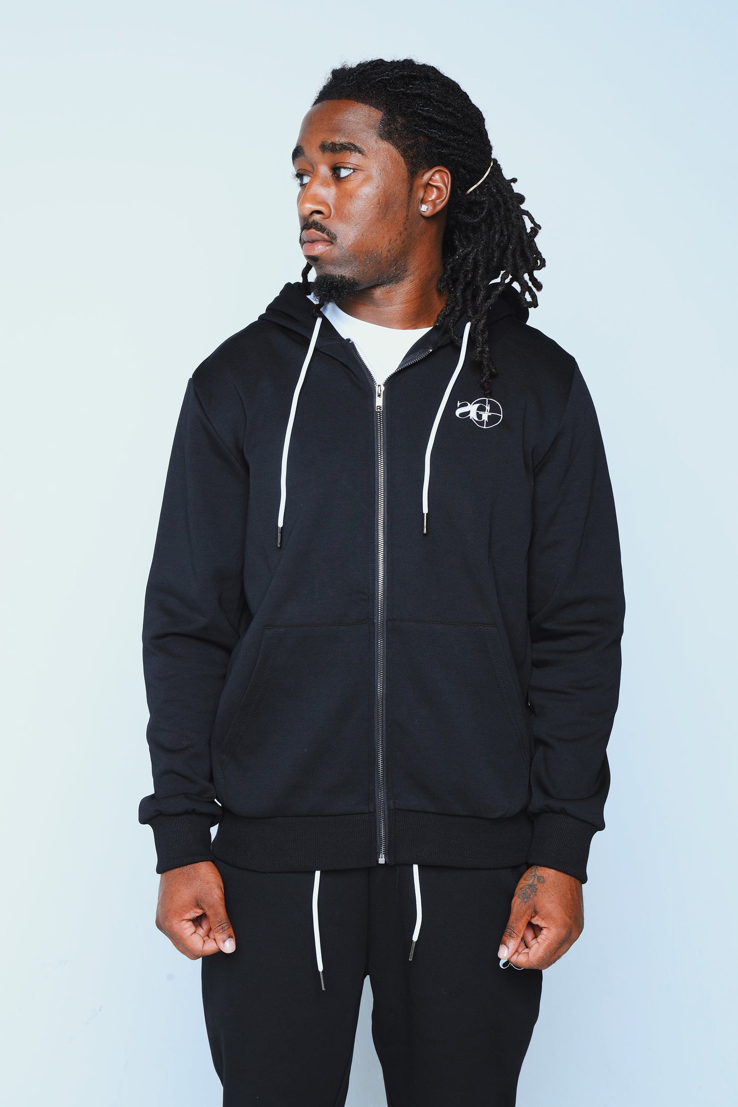 SG Essential Zip-up Hoodie (Black/White)